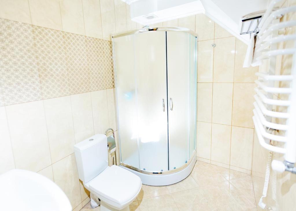 Gorhouse Hotel Jaremče Esterno foto